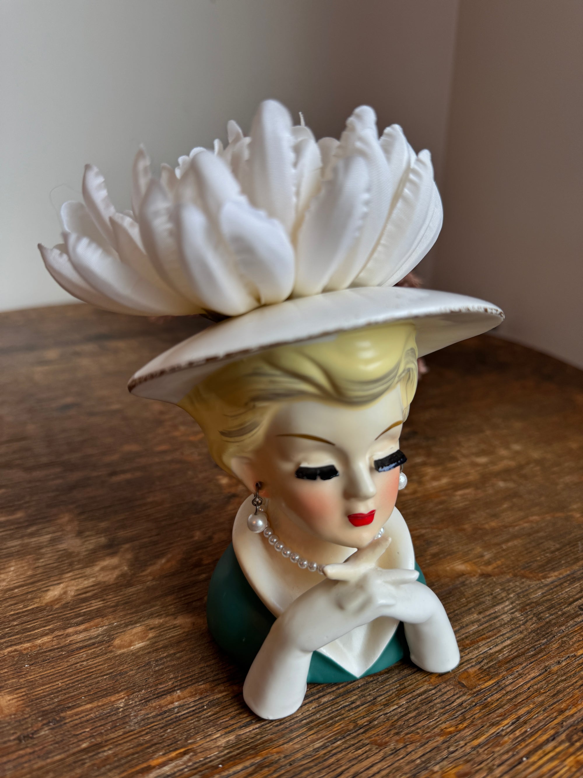 Vintage ca 1950s Lady Head Vase - Japan