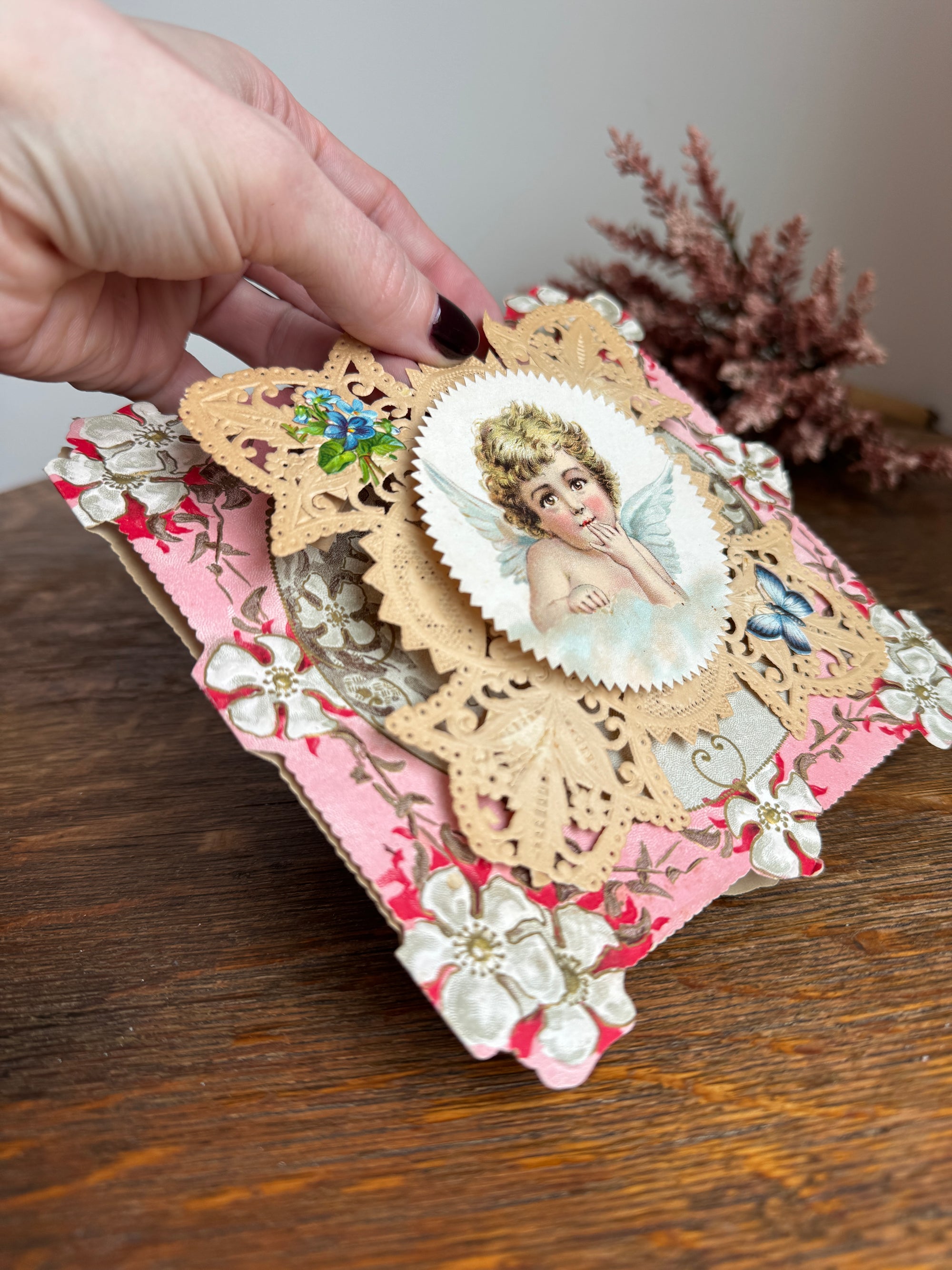 Victorian/Edwardian Era Die Cut Valentines Card