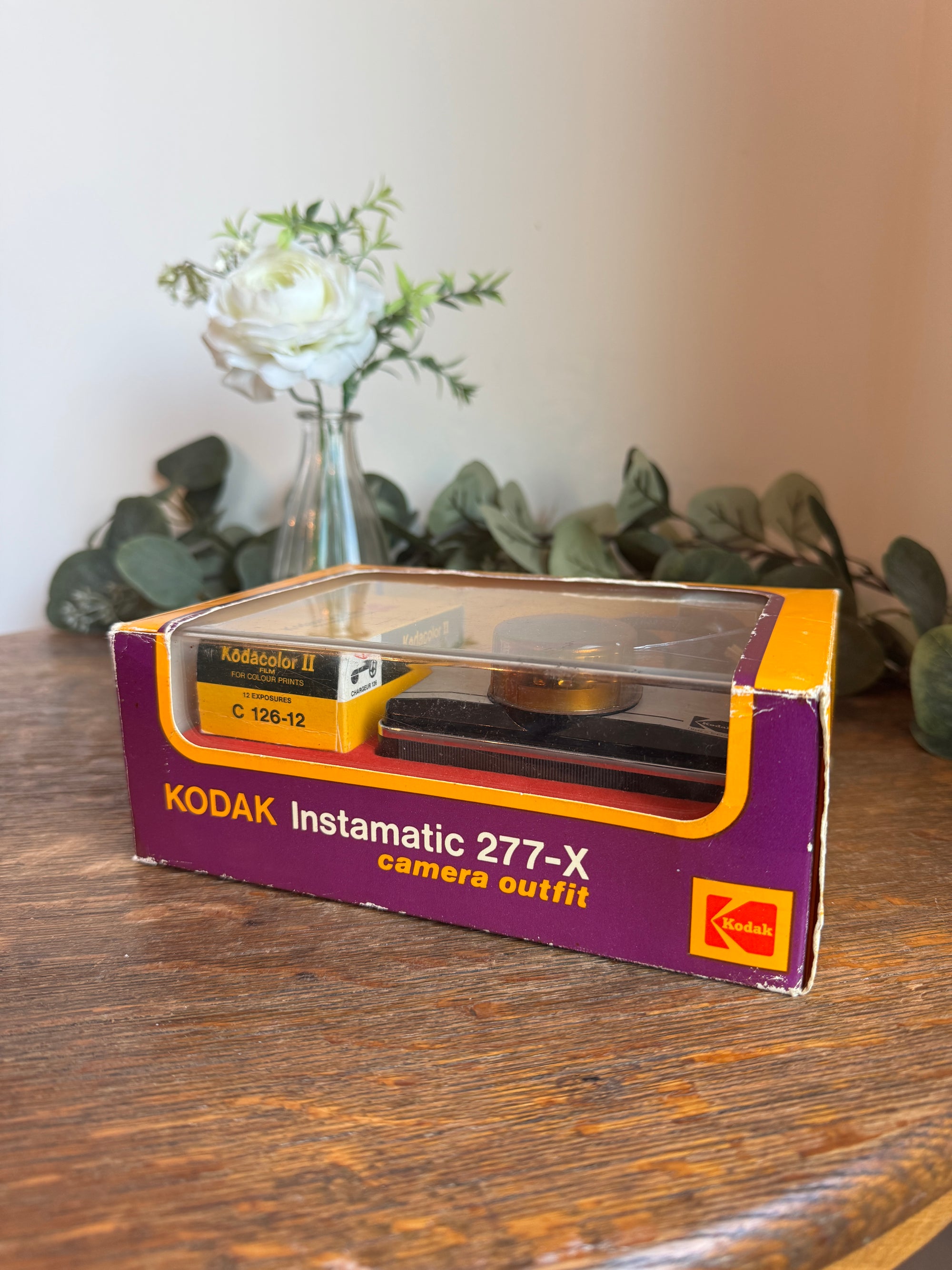 1977 Kodak Instamatic 277-X in Box