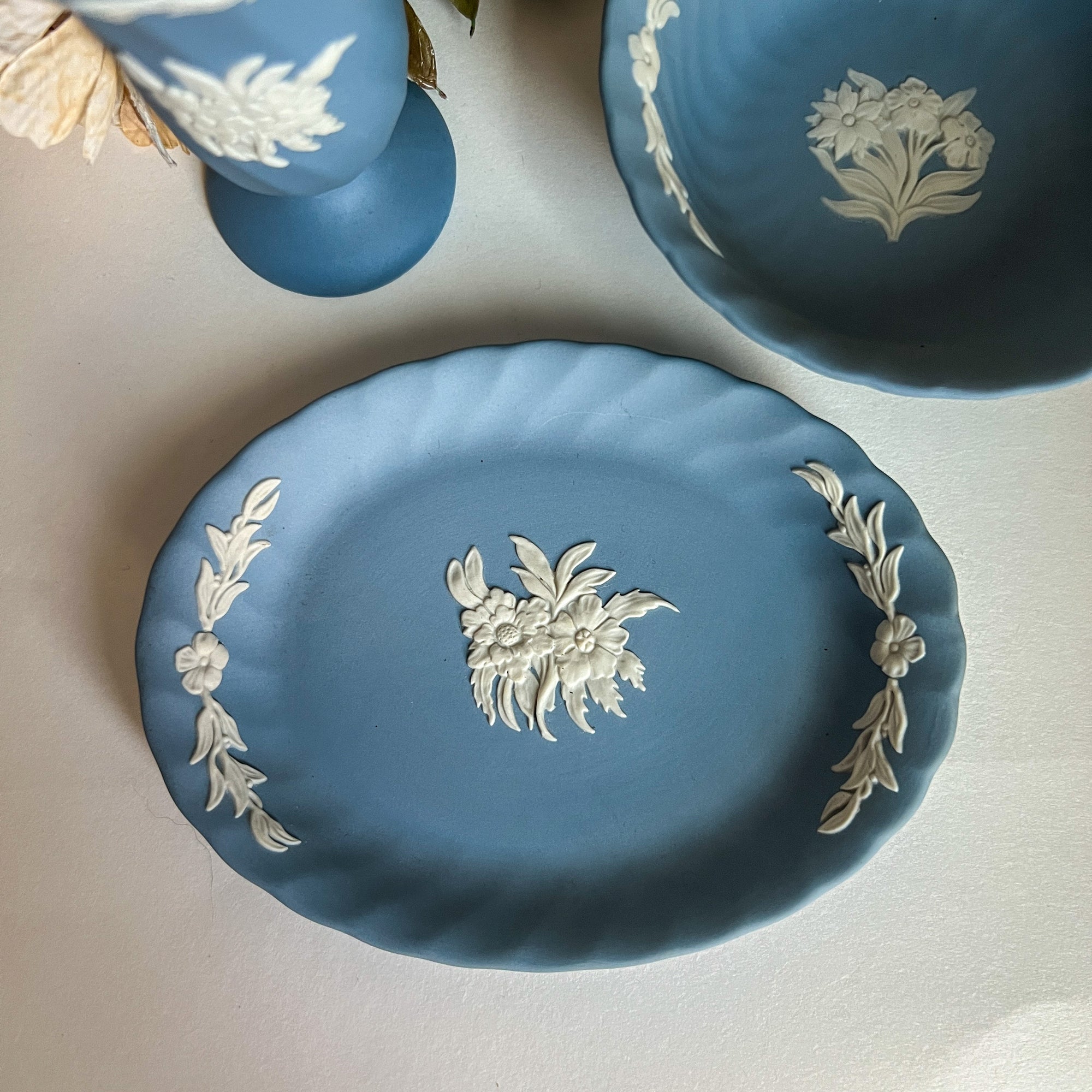 Set of 3 Wedgwood Jasperware Flower Motif Pieces