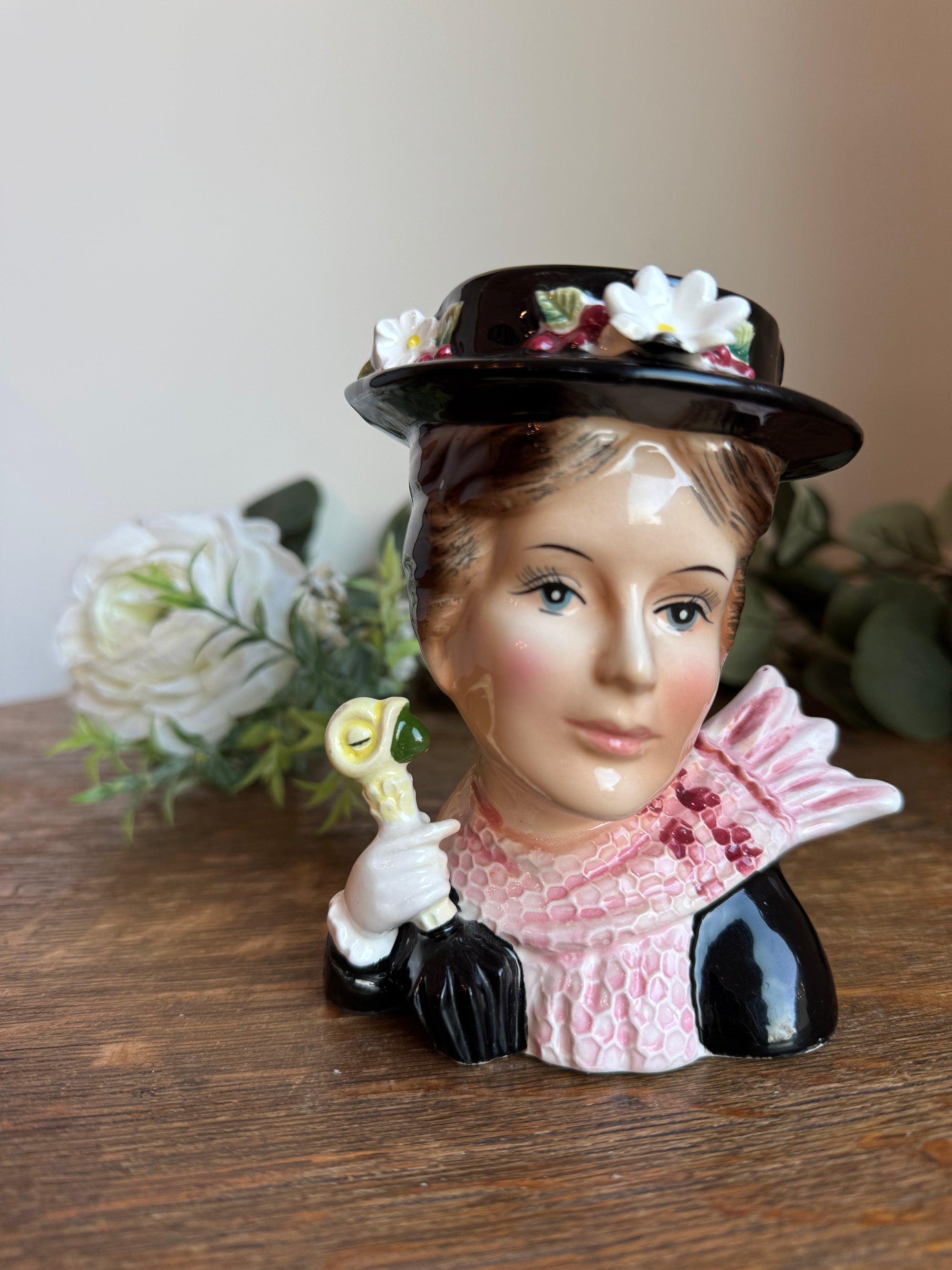 1964 Enesco Walt Disney 'Mary Poppins' Hand Painted Head Vase