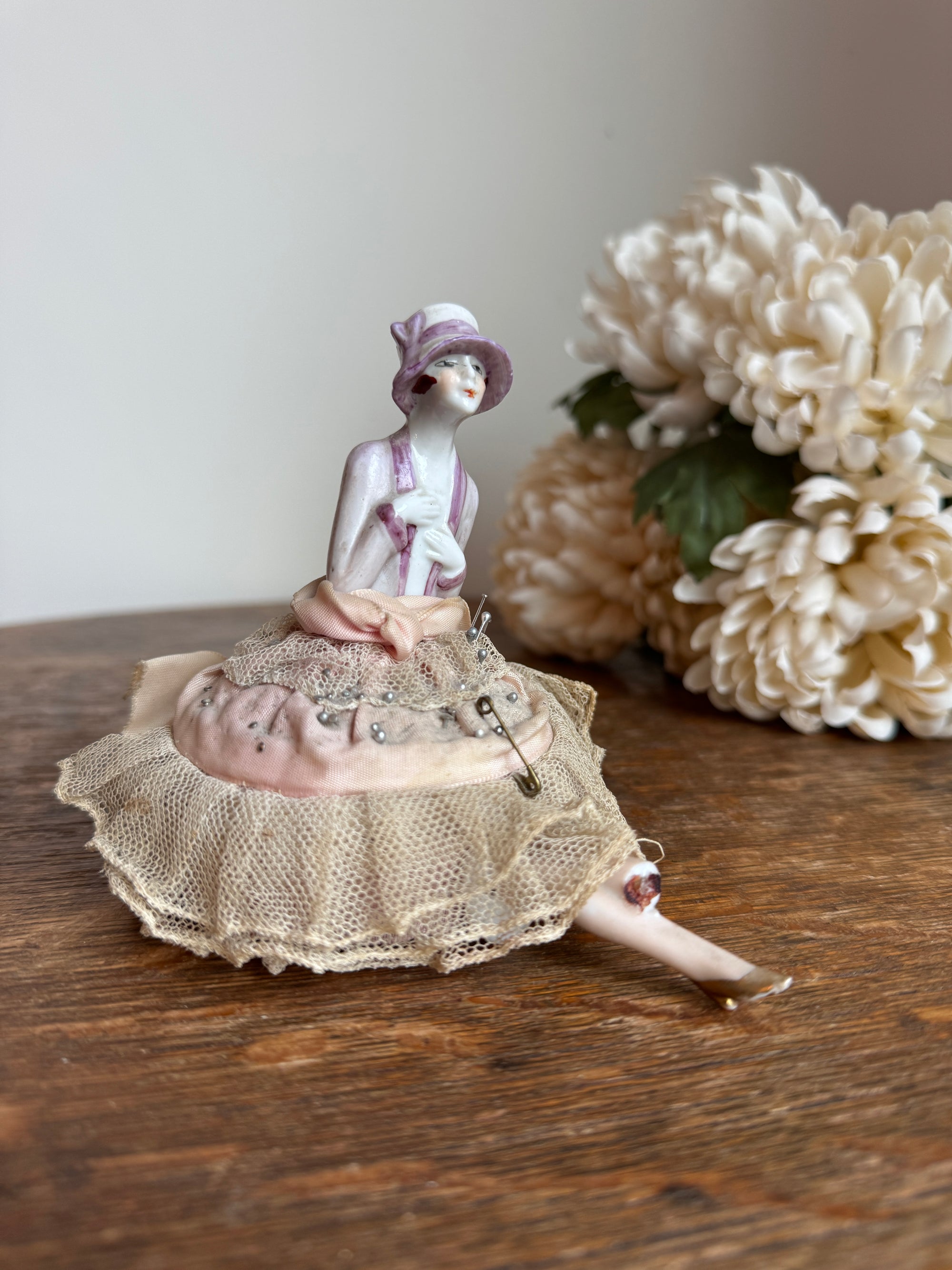 Ca. 1920s Art Deco Porcelain Flapper Girl Pin Cushion